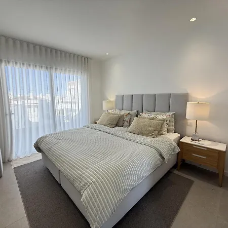 Spectacular Ocean Views, Enormous Private Terrace *