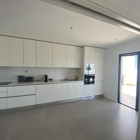 Spectacular Ocean Views, Enormous Private Terrace Olhos de Agua (Albufeira)